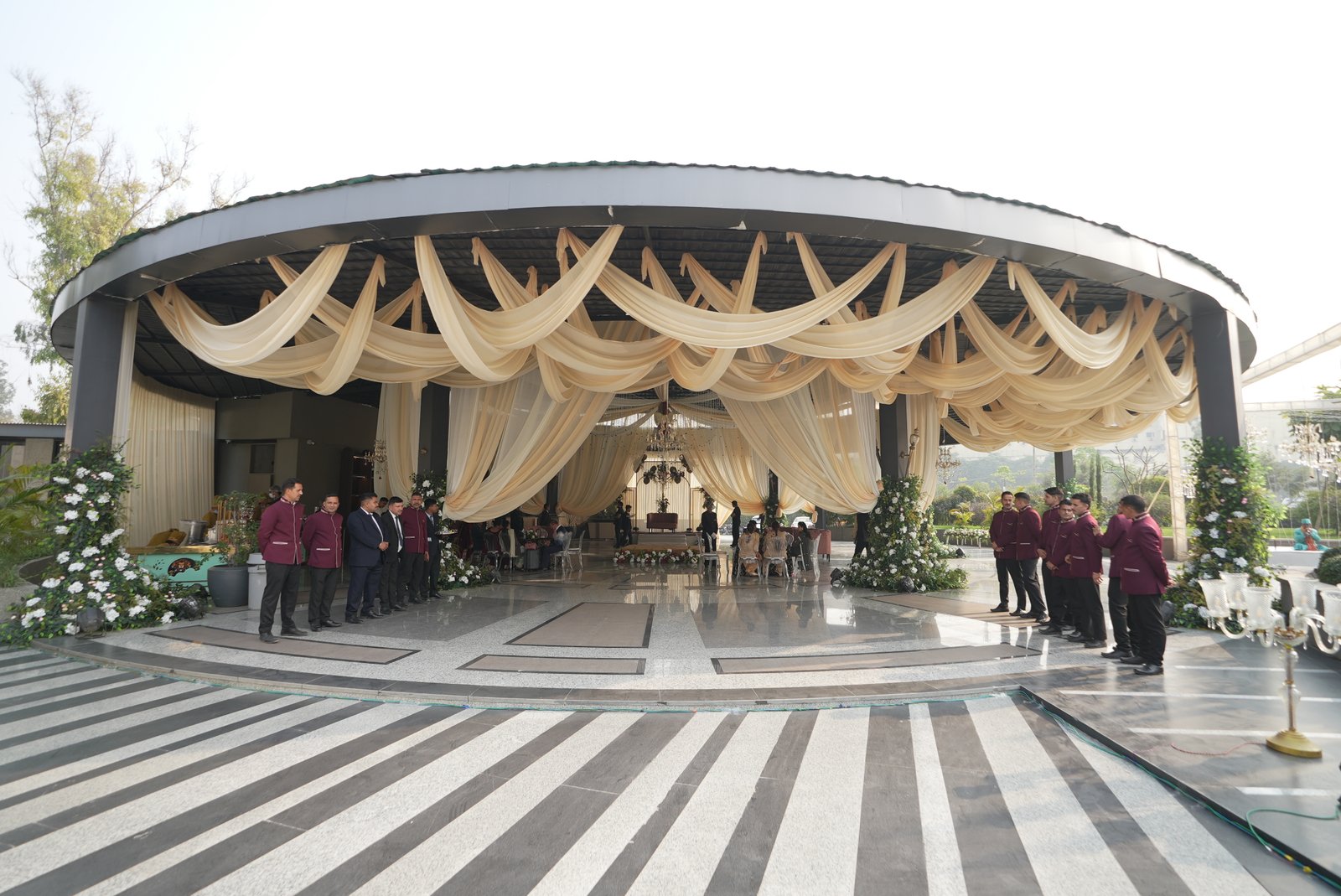 The Grand 9000 sq ft Covered Entrance Arrival